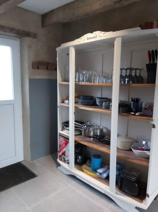 Pagéas Beautiful 2 Bed Cottage With Swimming Pool מראה חיצוני תמונה